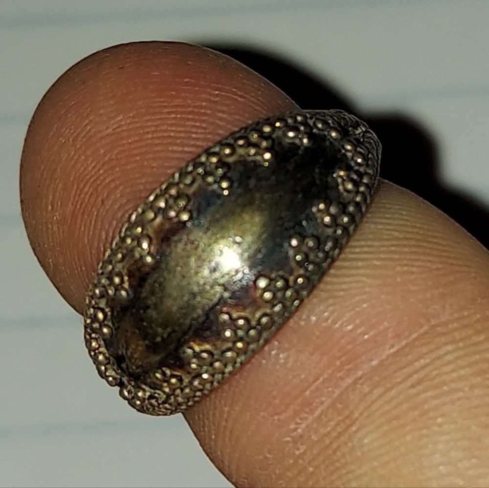 2 silver rings